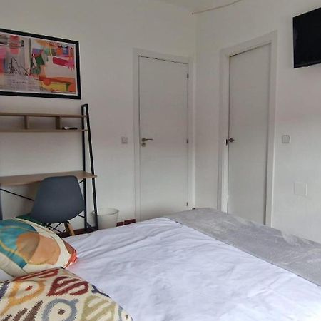 Hostal El Torero Alcala de Henares Luaran gambar
