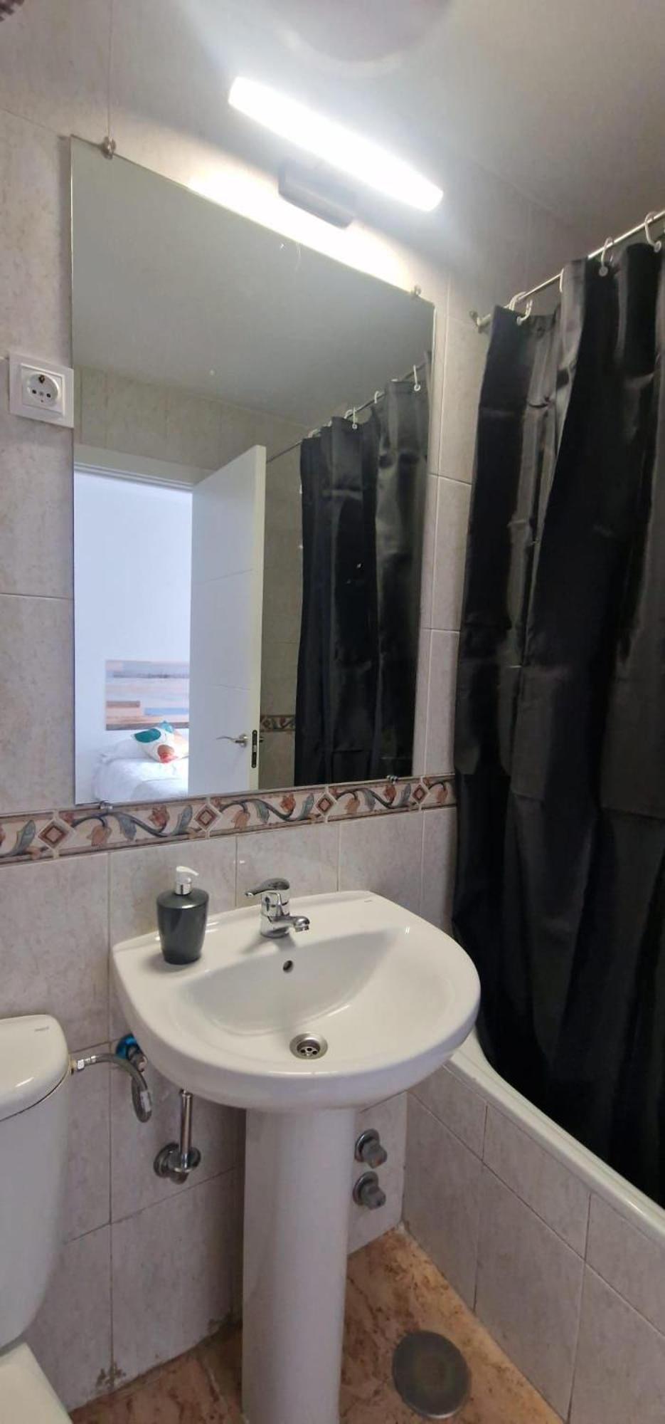 Hostal El Torero Alcala de Henares Luaran gambar